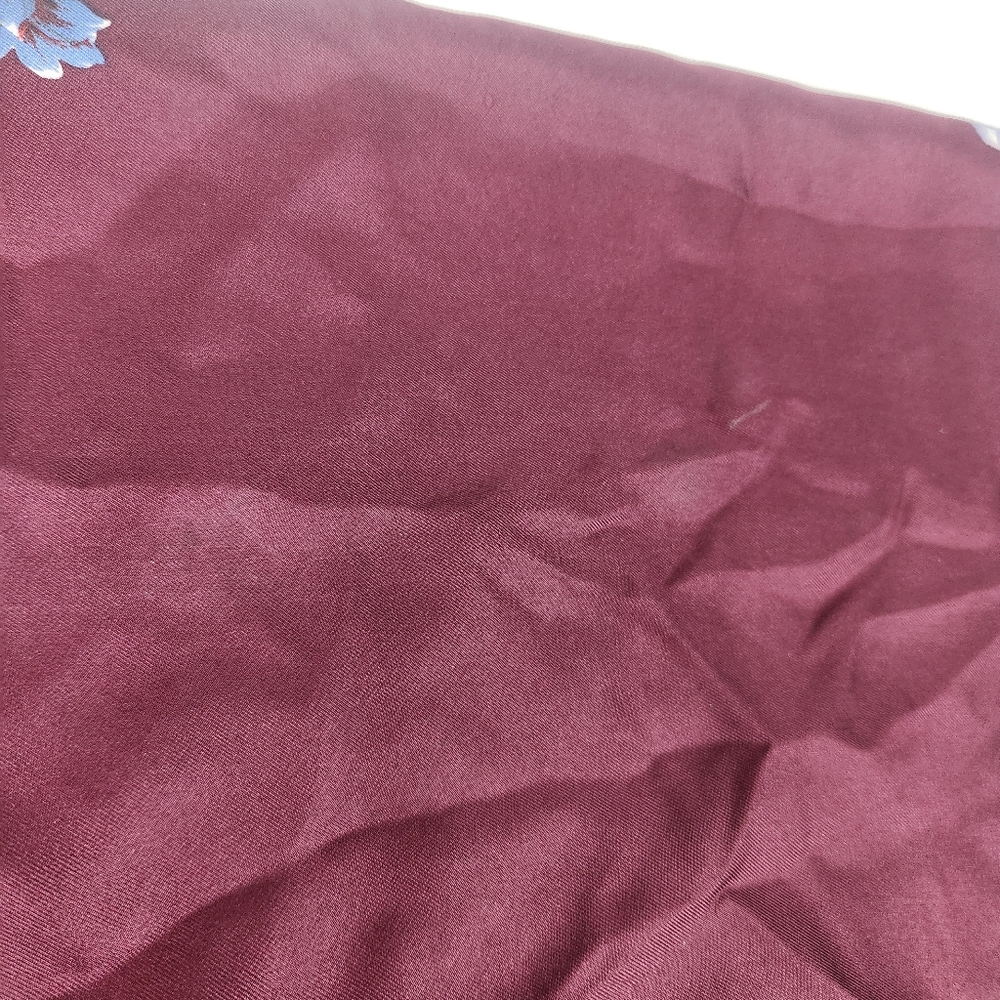 Vintage 70s Gucci Floral Scarf - Picture 6 of 6